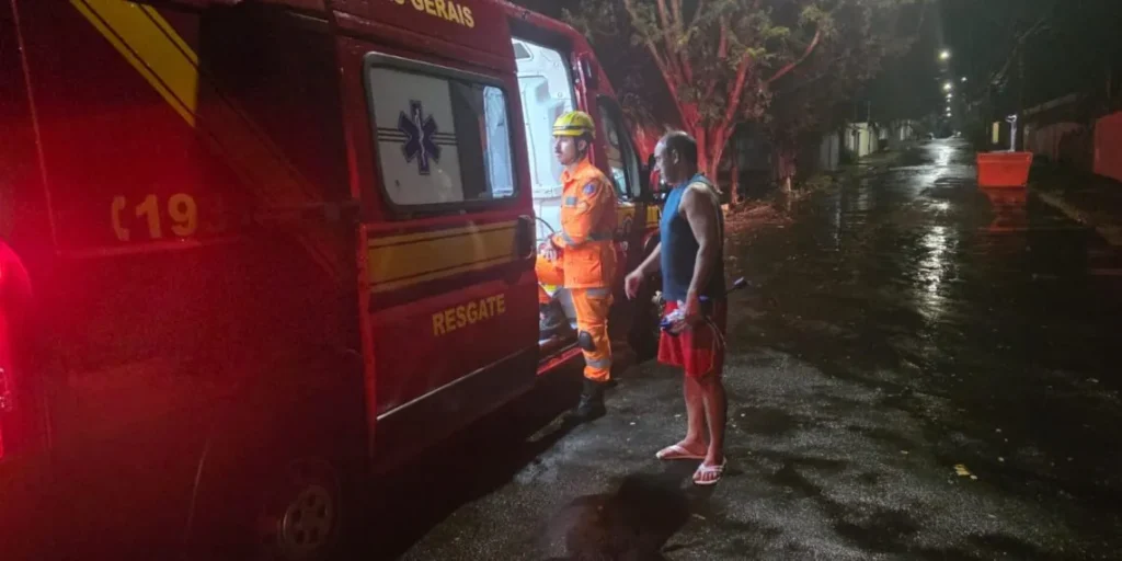Bombeiro de folga salva bebê de seis dias engasgado no Sul de Minas – onda poços