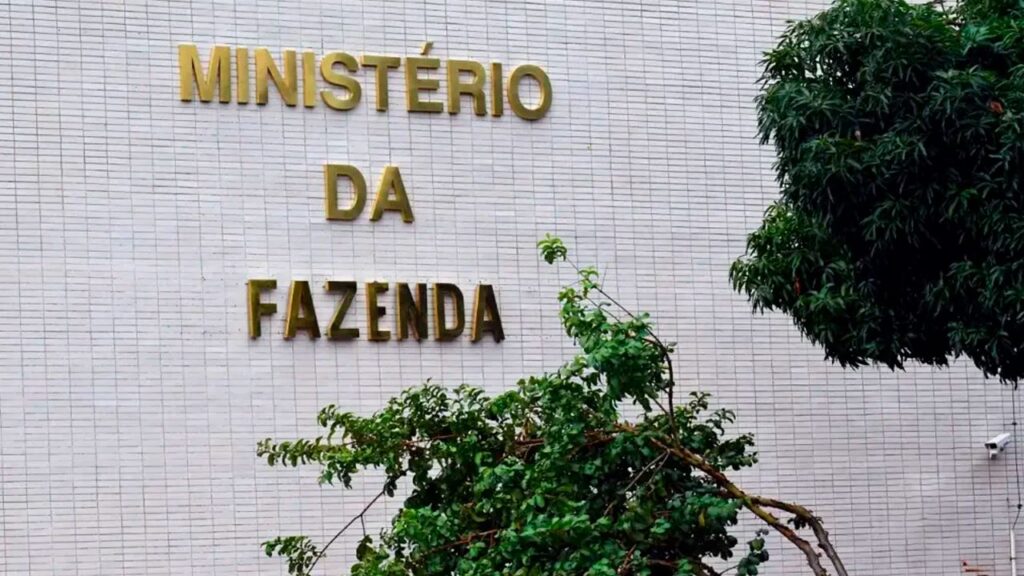 Ministério da Fazenda suspende 14 sites de apostas por irregularidades